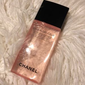 Chanel toner